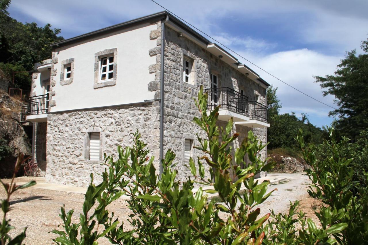 Skala Luxury Rooms Cetinje Kültér fotó