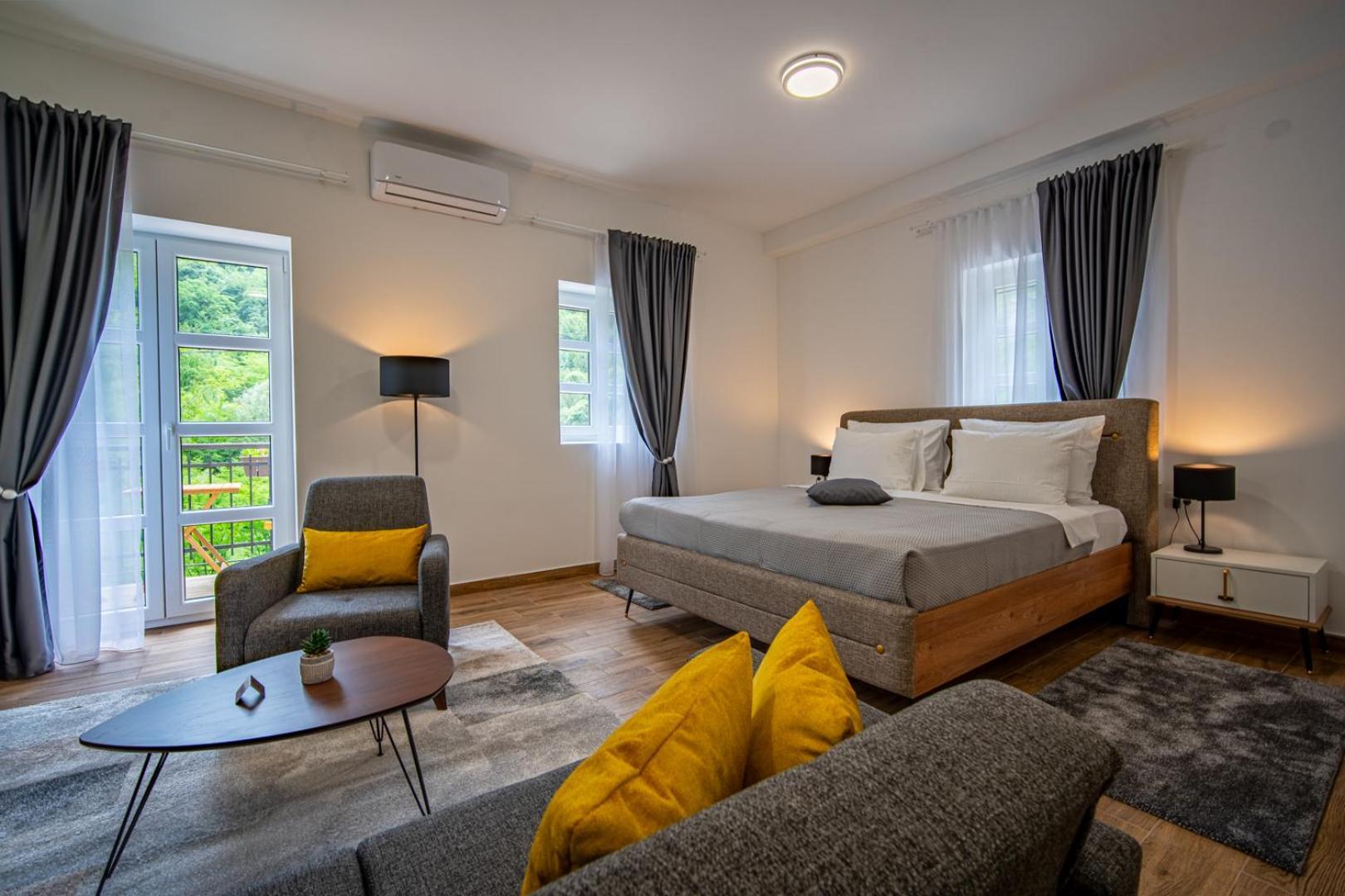 Skala Luxury Rooms Cetinje Kültér fotó
