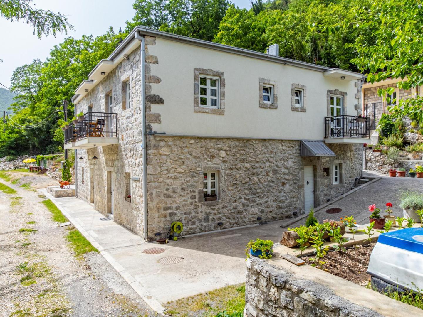 Skala Luxury Rooms Cetinje Kültér fotó